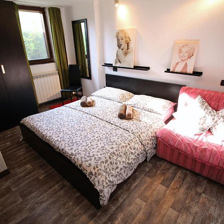 Apartments Nevija Rovinj Exterior photo